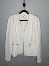Load image into Gallery viewer, White Quilted Zip Up Blazer