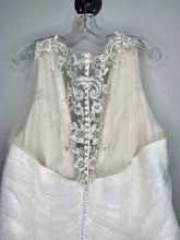 Load image into Gallery viewer, White Sprakly &amp; Floral Embroidered A-Line Wedding Dress