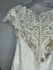 Sincerity Ivory/Nude Embroidered Wedding Dress