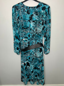 Black & Blue Belted Longsleeve Dress